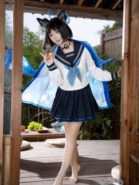 喜欢爱理吗微博COS图片合集打包下载