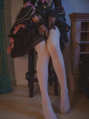 木花琳琳是勇者微博COS图集合集下载